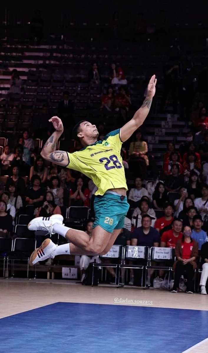 Дарлан Соуза как представитель выходцев из тренажерки!