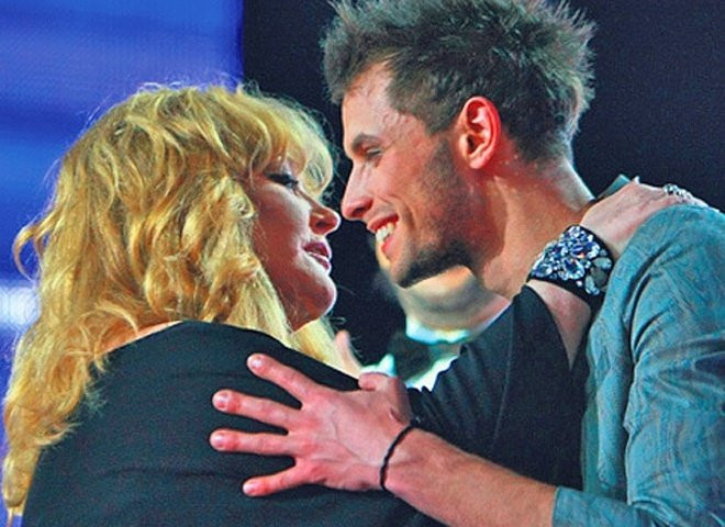    Пугачева и Савин