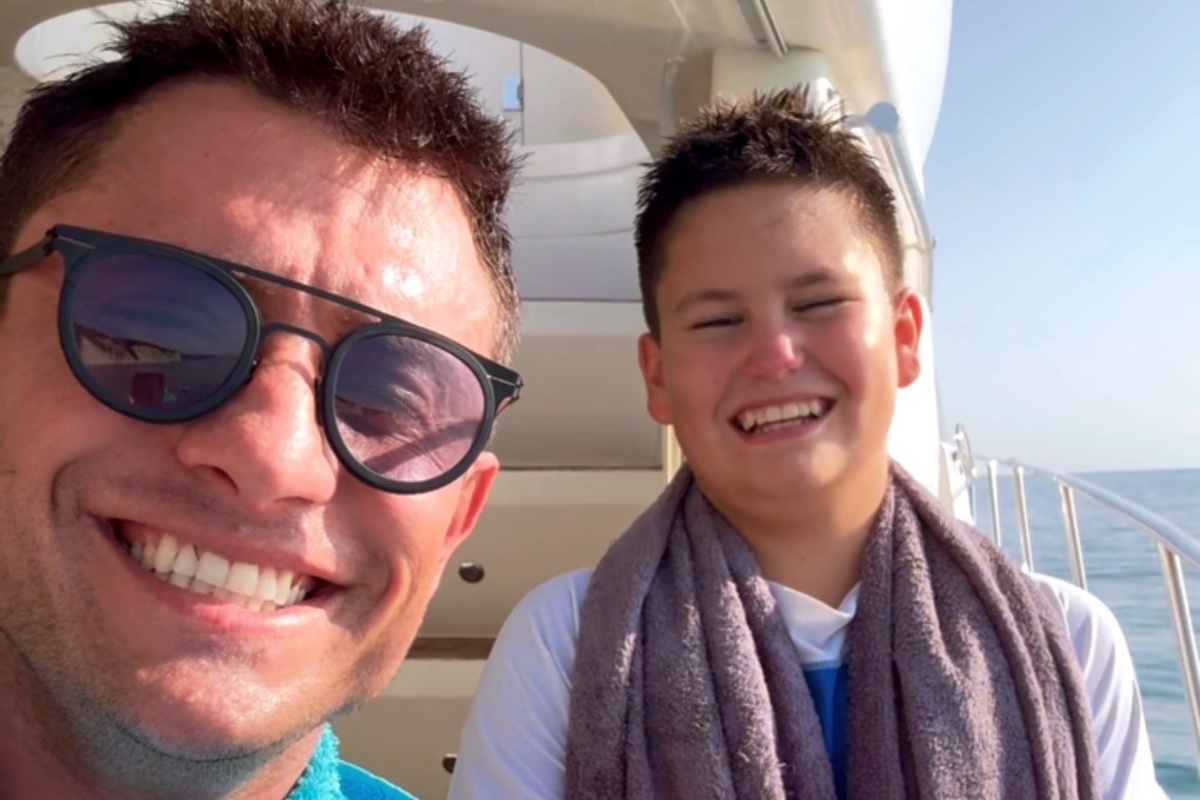 Павел Прилучный с сыном. Фото: соцсети/@bugevuge