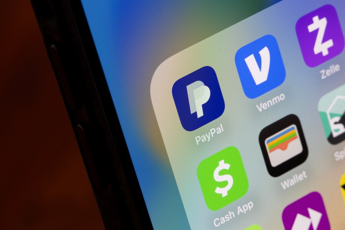 shutterstock📷Существует три вида электронного кошелька в зависимости от того, прошел ли его владелец идентификацию