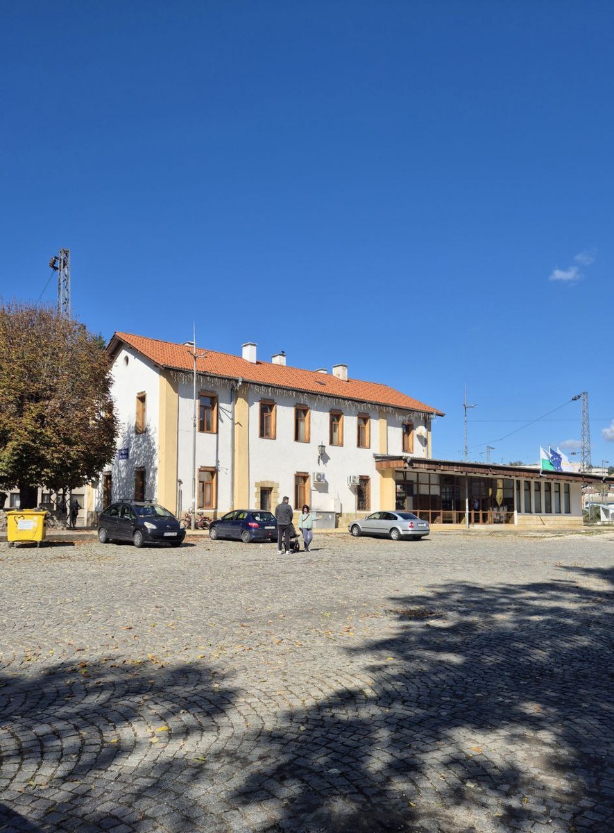 Вокзал в Трявне