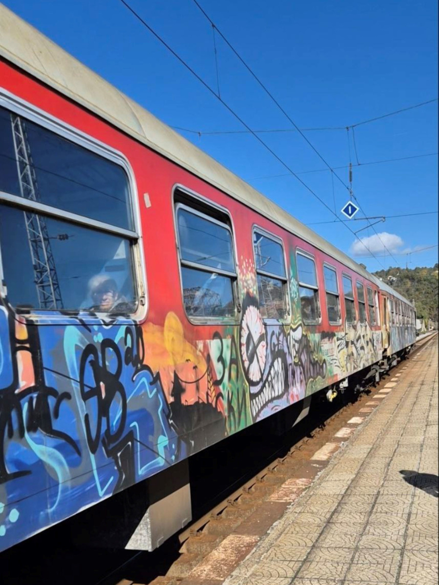 Вот такая передвижная "картина".