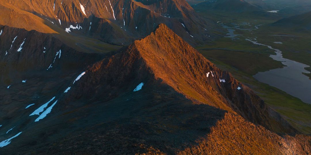 Сегодня — холодный пустырь, завтра — новый горнолыжный курорт за Полярным кругом. Верите или нет?