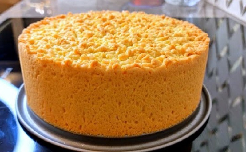 Яблочный торт с кремовой начинкой: домашний десерт, который удивит всех