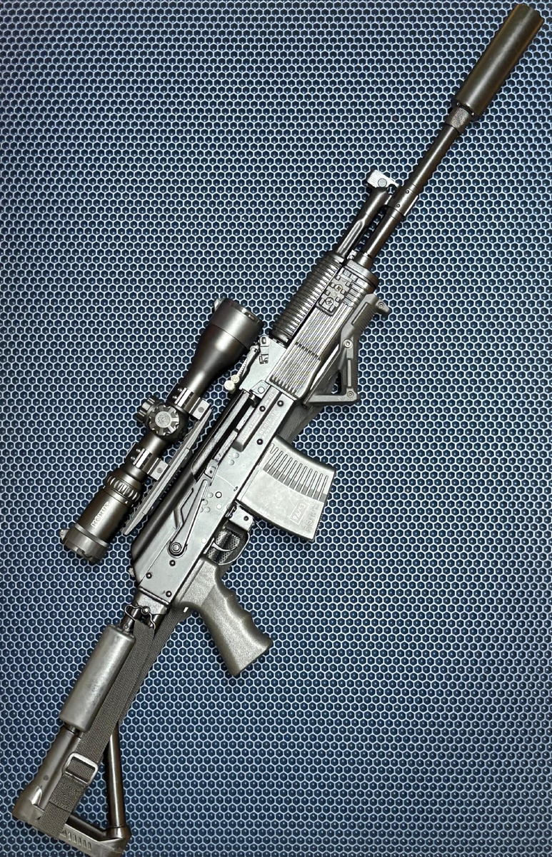 Вепрь с тактической рурояткой и маленькой "банкой". Ремень натянут на приклад.