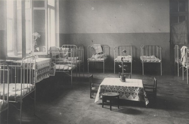 На фотографии ясли при трехгорной мануфактуре 1930 год.