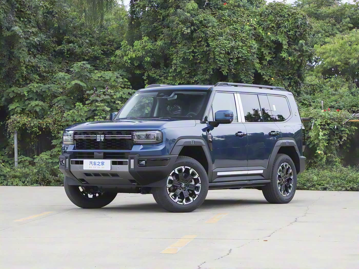 Базовый вариант исполнения Jetour G700