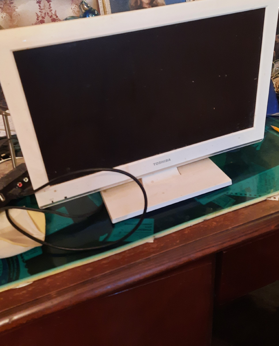 Старый компактный TOSHIBA