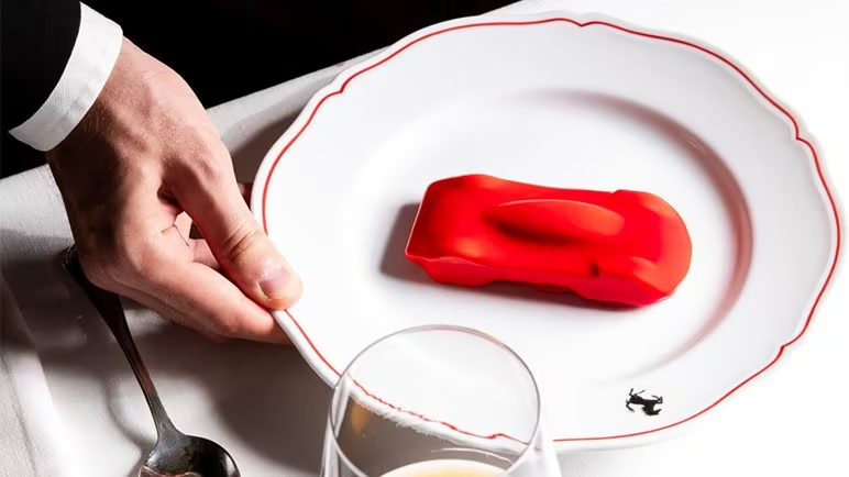 Десерт завешающий дегустационное меню. Описание в статье