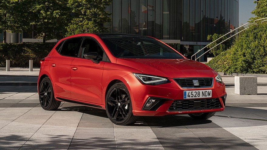    На фото: Seat Ibiza FR 75 Aniversario