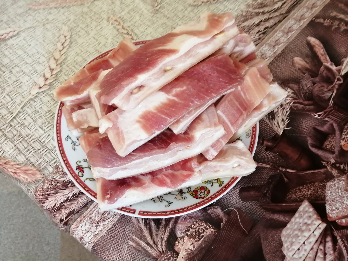    Солим сало по рецепту запорожских казаков — будет нежнее сливок и лучше любой колбасы