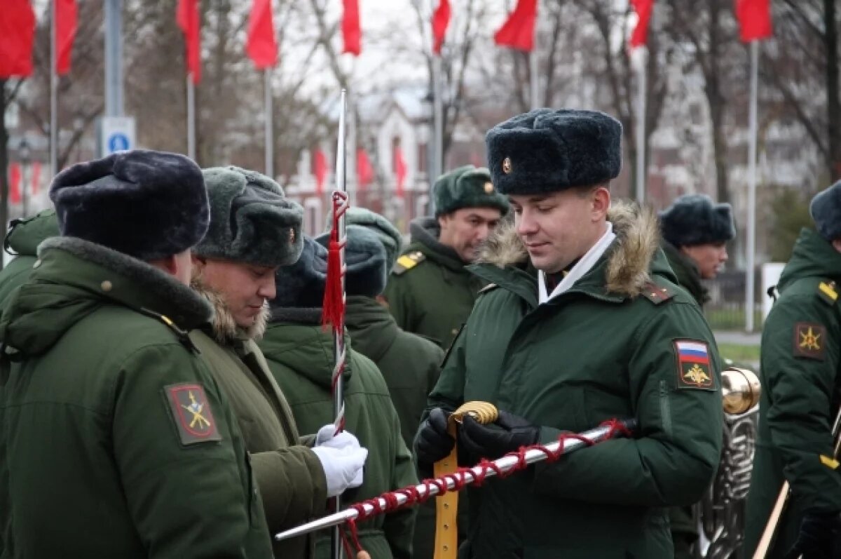    Самарские школьники готовятся к отбору для участия в «Параде Памяти»