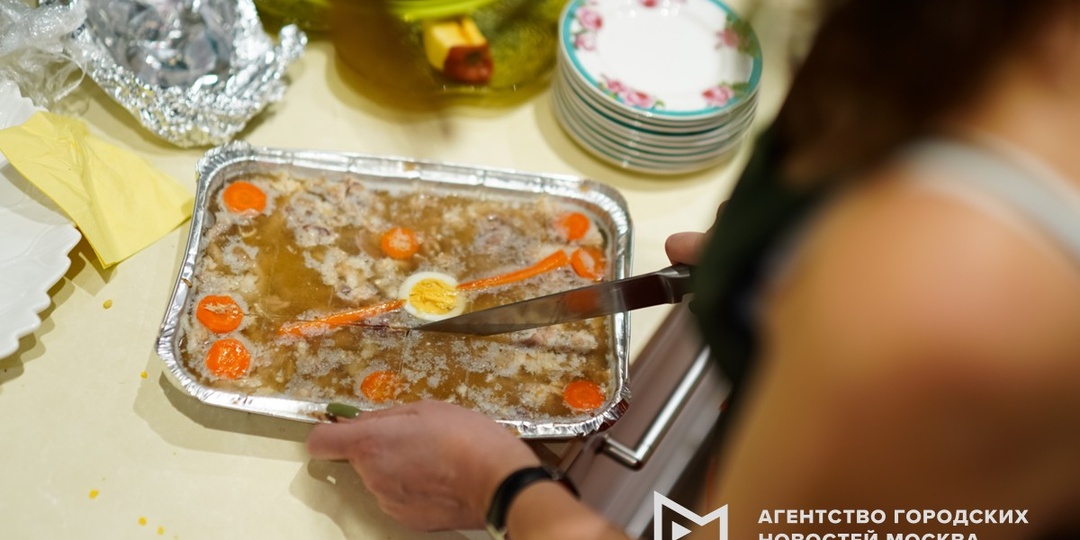 Диетолог: Мнение об особой пользе холодца для здоровья кожи и суставов – миф
