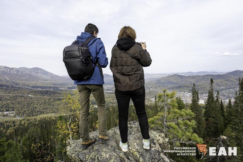    ЕАН. Туристы