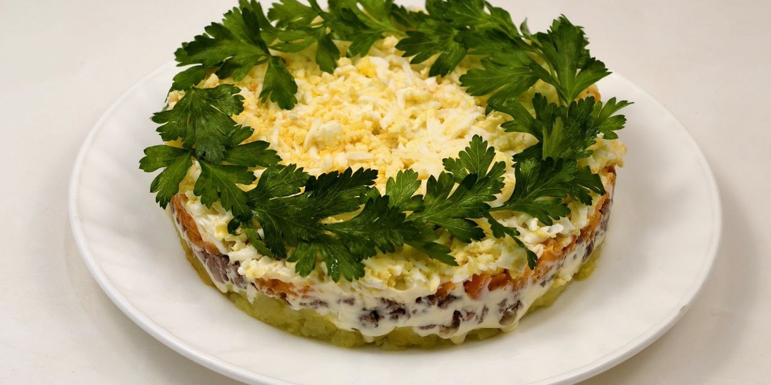 Салат с печенью минтая и яйцом за 5 минут!