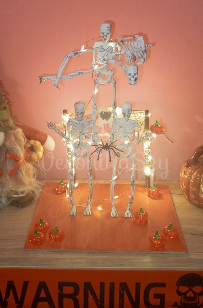 Скоро Хэллоуин, поэтому встречайте — скелетики! 💀☠️