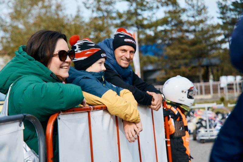 Мама, Миша и тренер