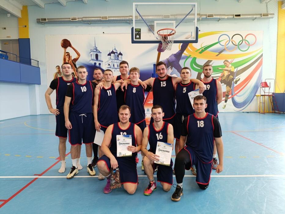 Подведены итоги Кубка Пскова по баскетболу среди мужчин
Фото: Федерация баскетбола Пскова