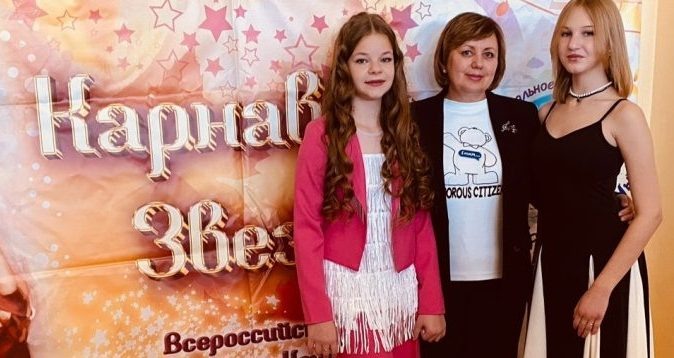    CREATOR: gd-jpeg v1.0 (using IJG JPEG v80), quality = 82 Лилия Никитина