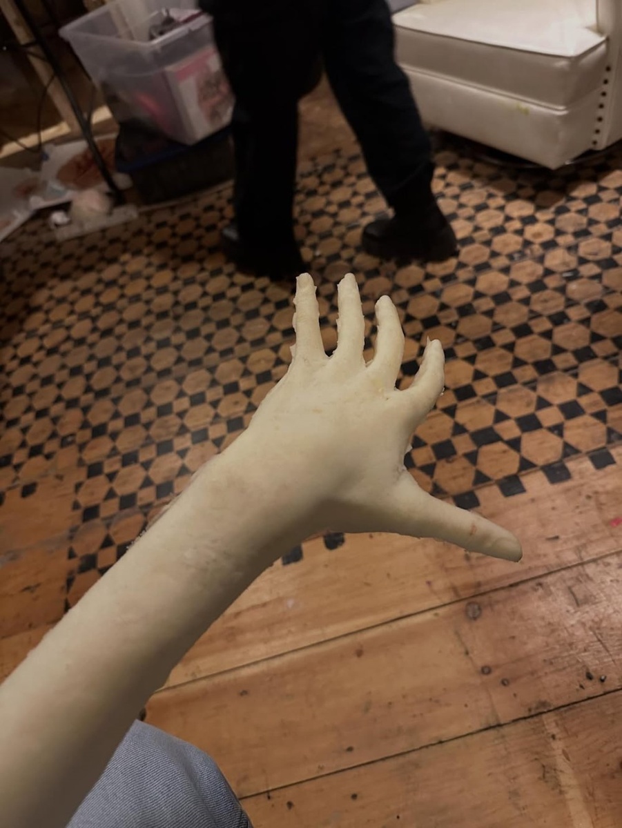     Кадр со съемок 4 сезона сериала «Извне» / Фото: соцсети Рики Хе