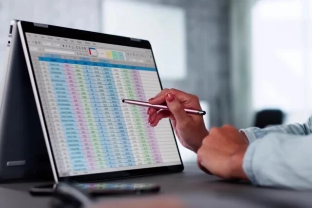    Может ли работодатель не отпускать раньше в сокращенный рабочий день?