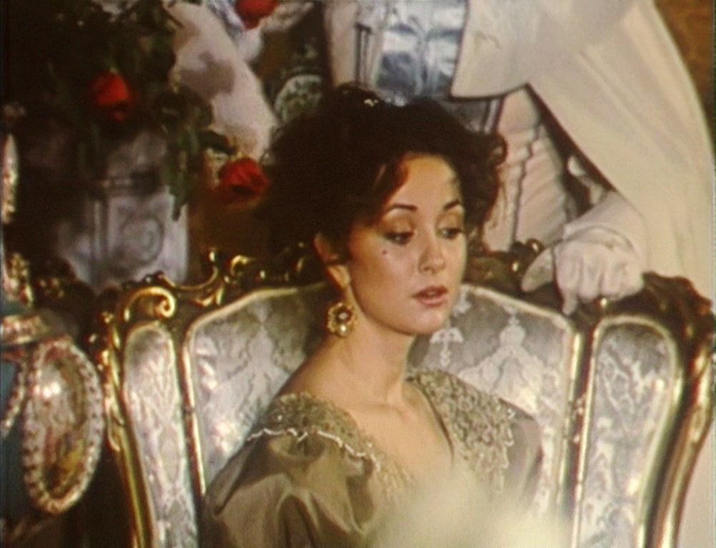 Ольга Кабо в образе Герцогини де Шеврез