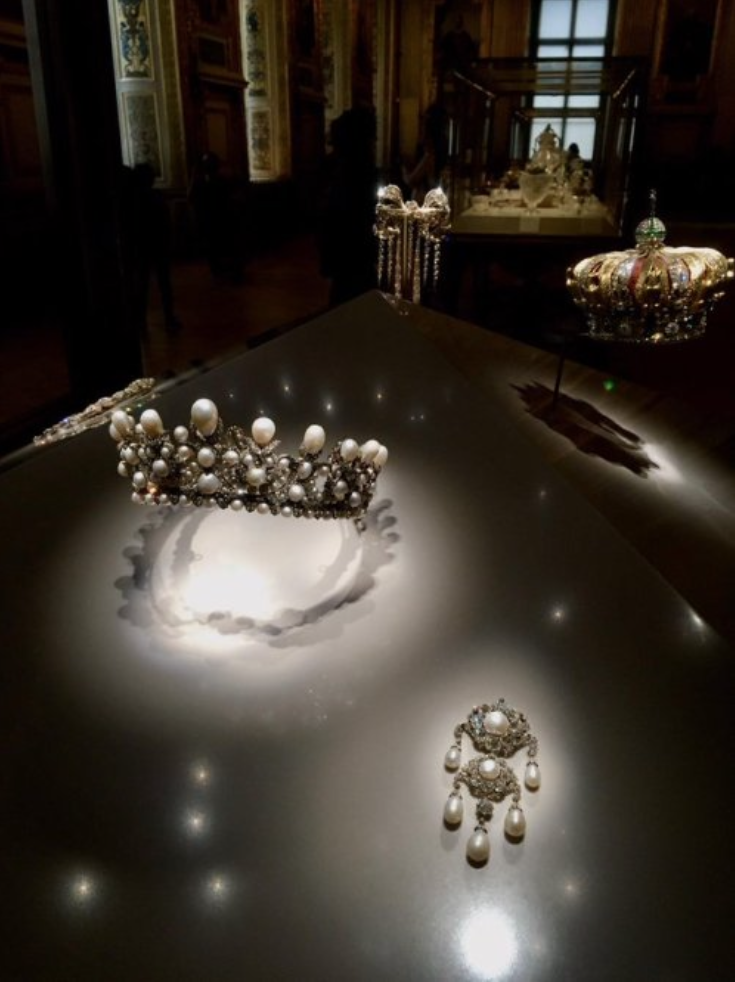 Фото из нараспашку открытых источников