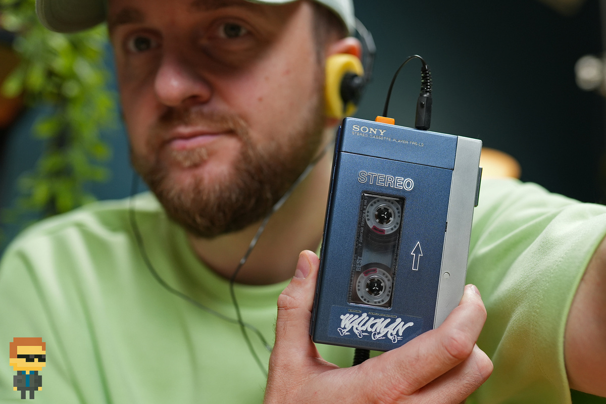 Первый кассетный плеер в мире — Sony Walkman TPS-L2