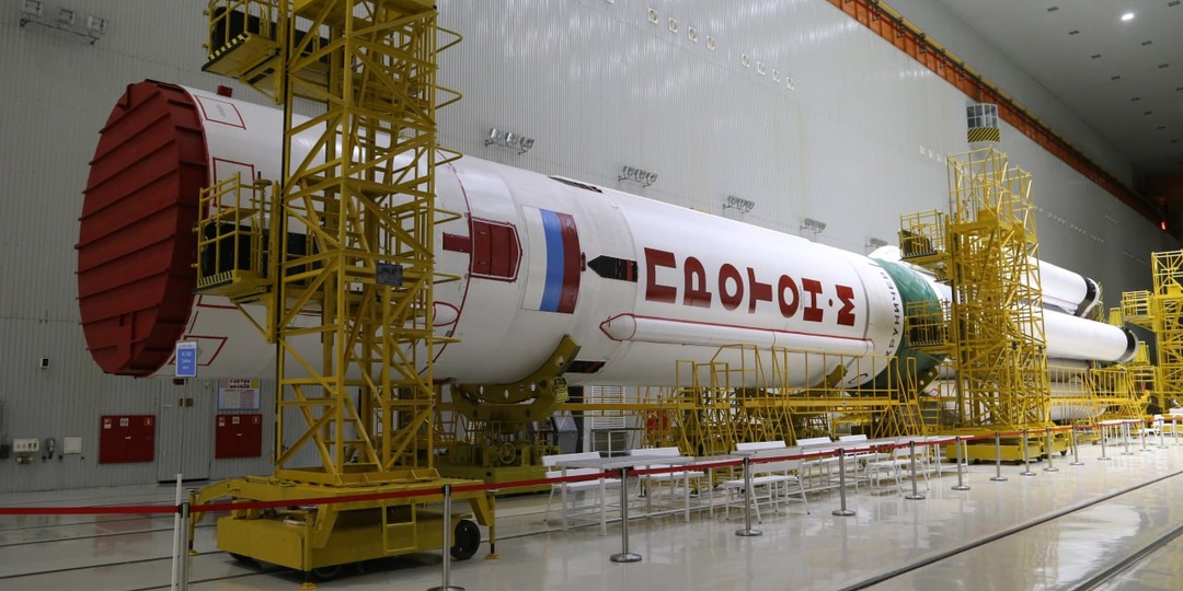 Последний гигант? На Байконуре готовят к старту ракету "Протон-М"