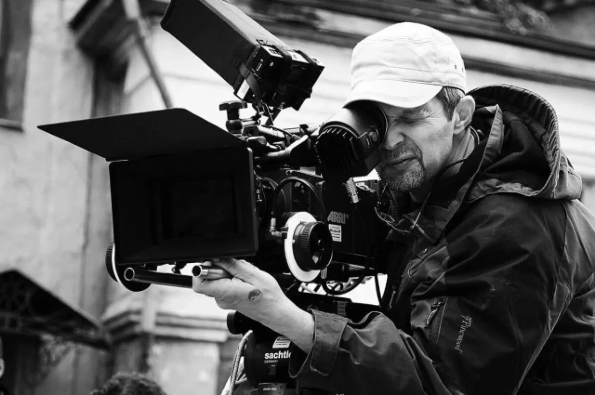    Режиссера и оператора Сергея Политика убили около его дома