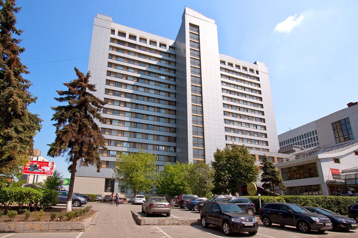 Бывшая гостиница "Друба". Проспект Вернадского, 53. Начало 2020-х годов. Фото отсюда: https://www.cian.ru