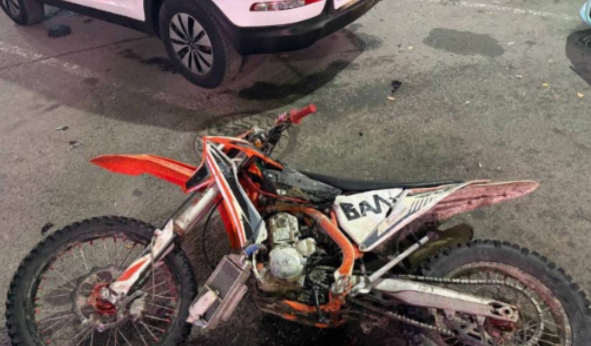    В Нягани мотоциклист нарушил правила и попал в больницу