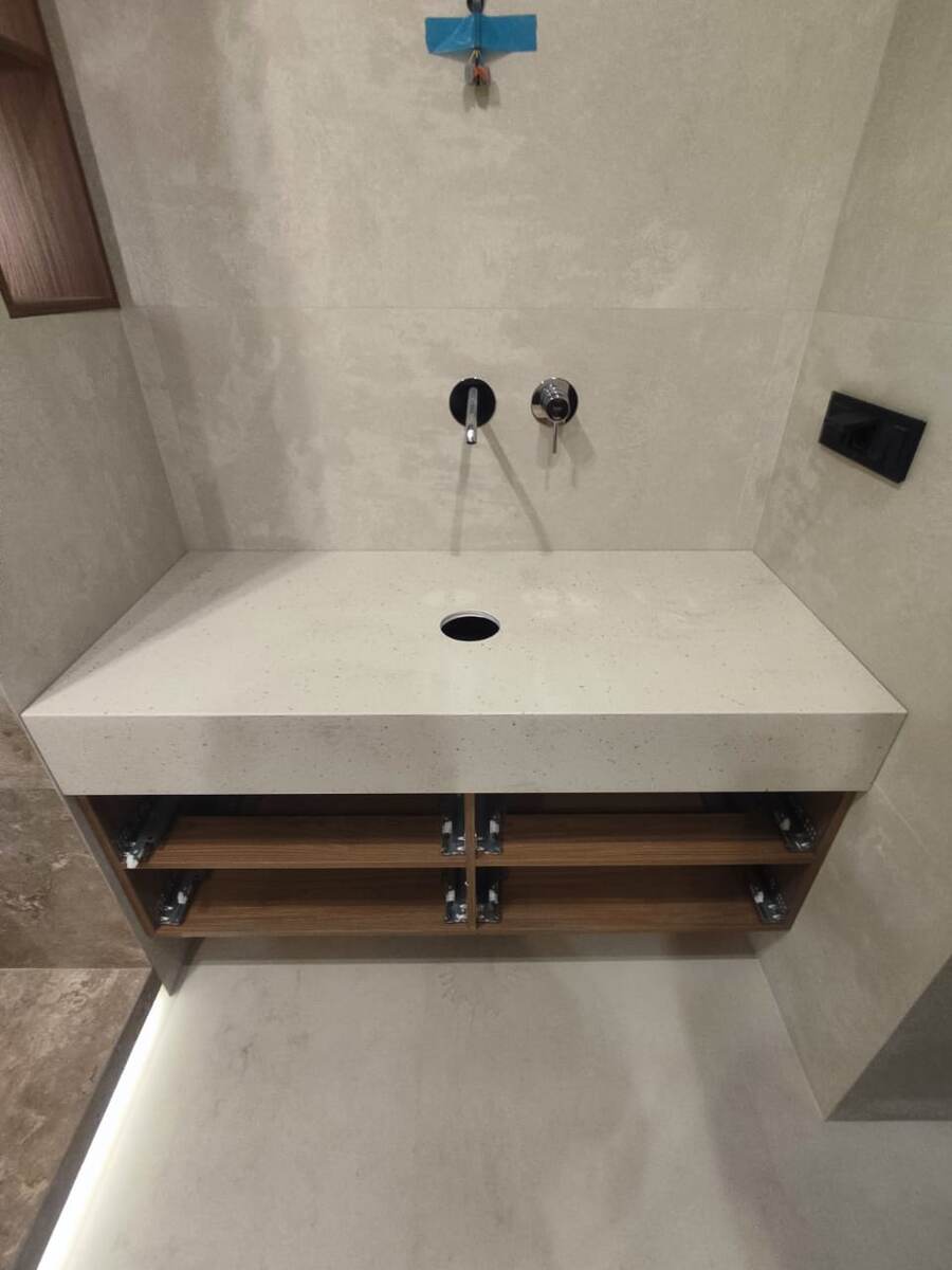 столешница для ванны из искусственного камня 