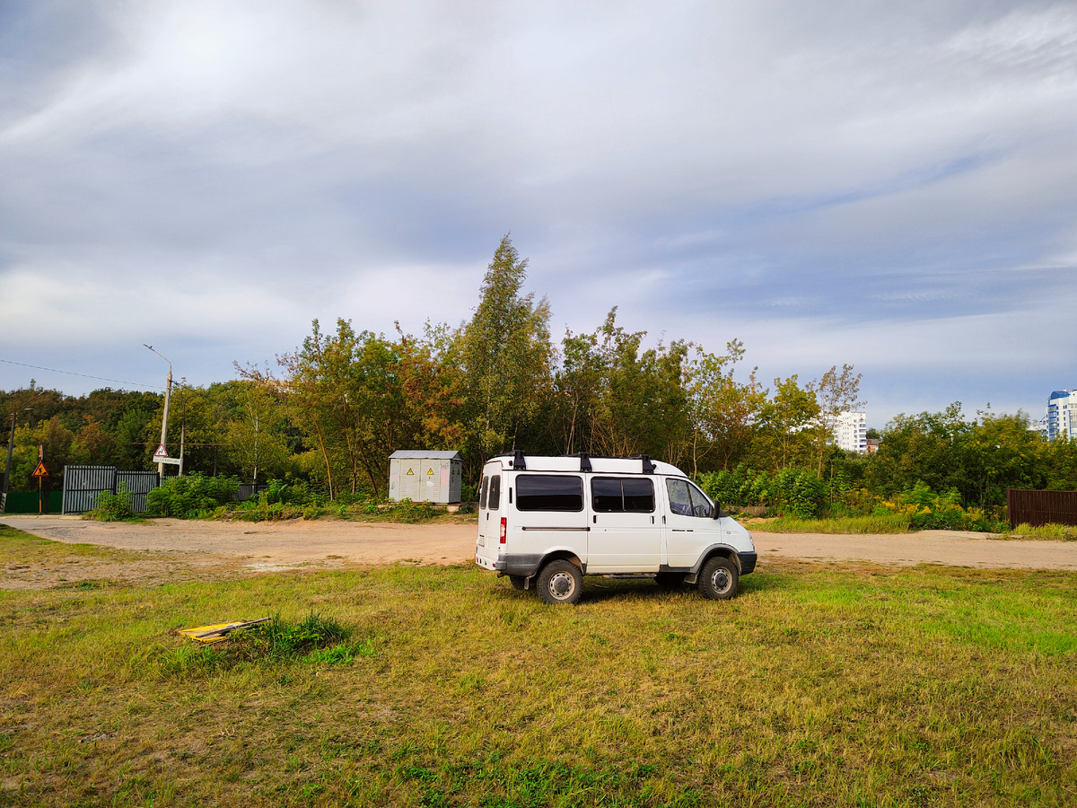 Отличная поляна для жизни в Смоленске.