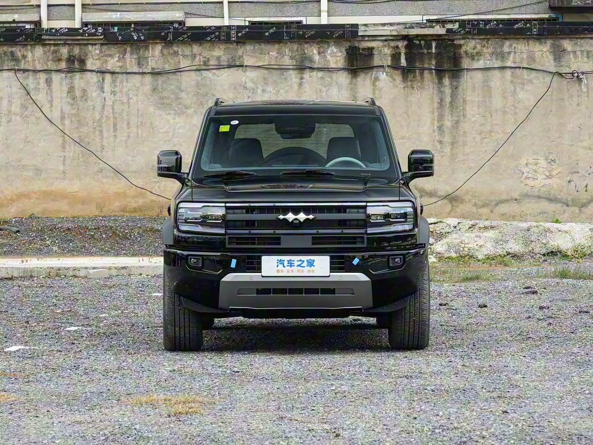 Передняя часть BYD FangChengBao Leopard 5