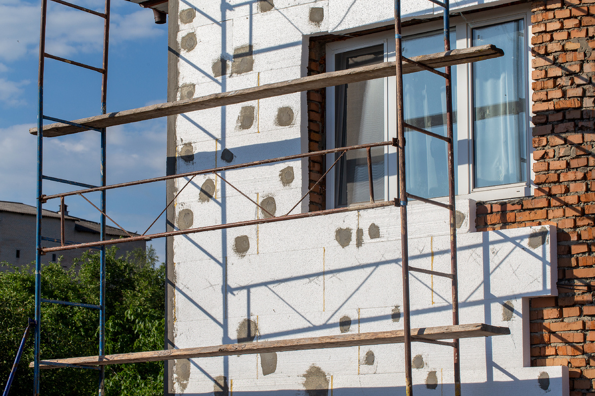 Наружная отделка фасада загородного дома