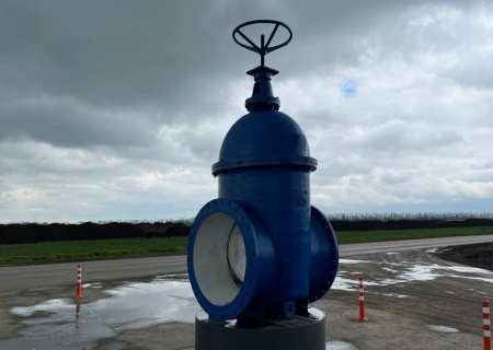    В ДНР почти 4 года нет воды. Военно-строительную компанию, строившую водовод «Дон-Донбасс», обвинили в хищении полмиллиарда рублей