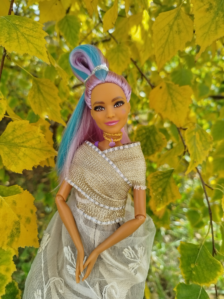 Виолетта в березовой роще