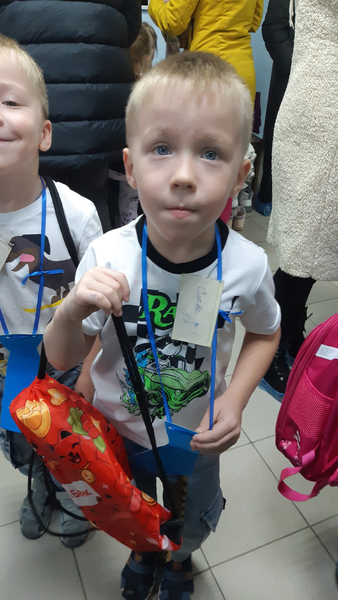 Джентельмены в галстуках😄😄(сами вырезали и делали)