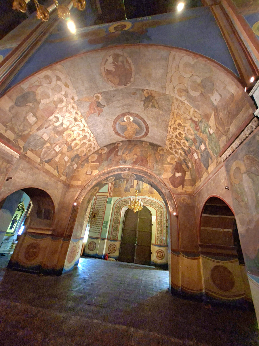 Рублёв. Камера не передаёт и десятой доли красоты