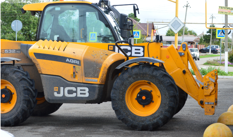 Фото автора. 10.10.2025. Техника, на все руки мастер.