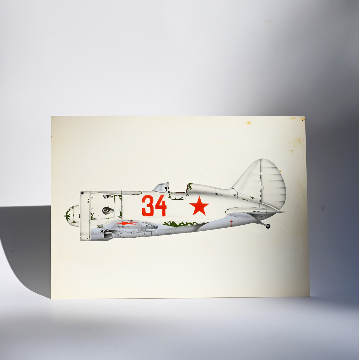 мелованная бумага 297*210 мм, тушь, рейсфедер, рапитограф, аэрограф
