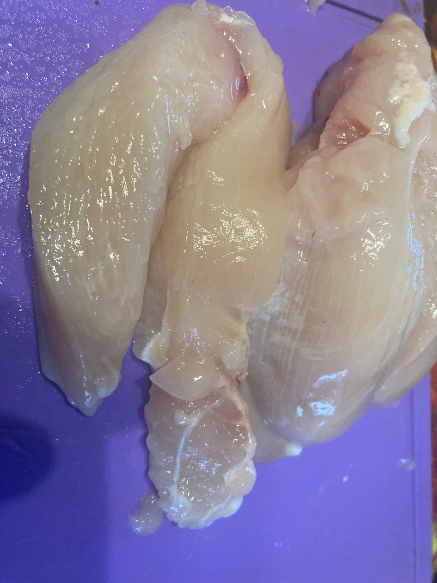 У меня было 1 кг самого обычного куриного филе