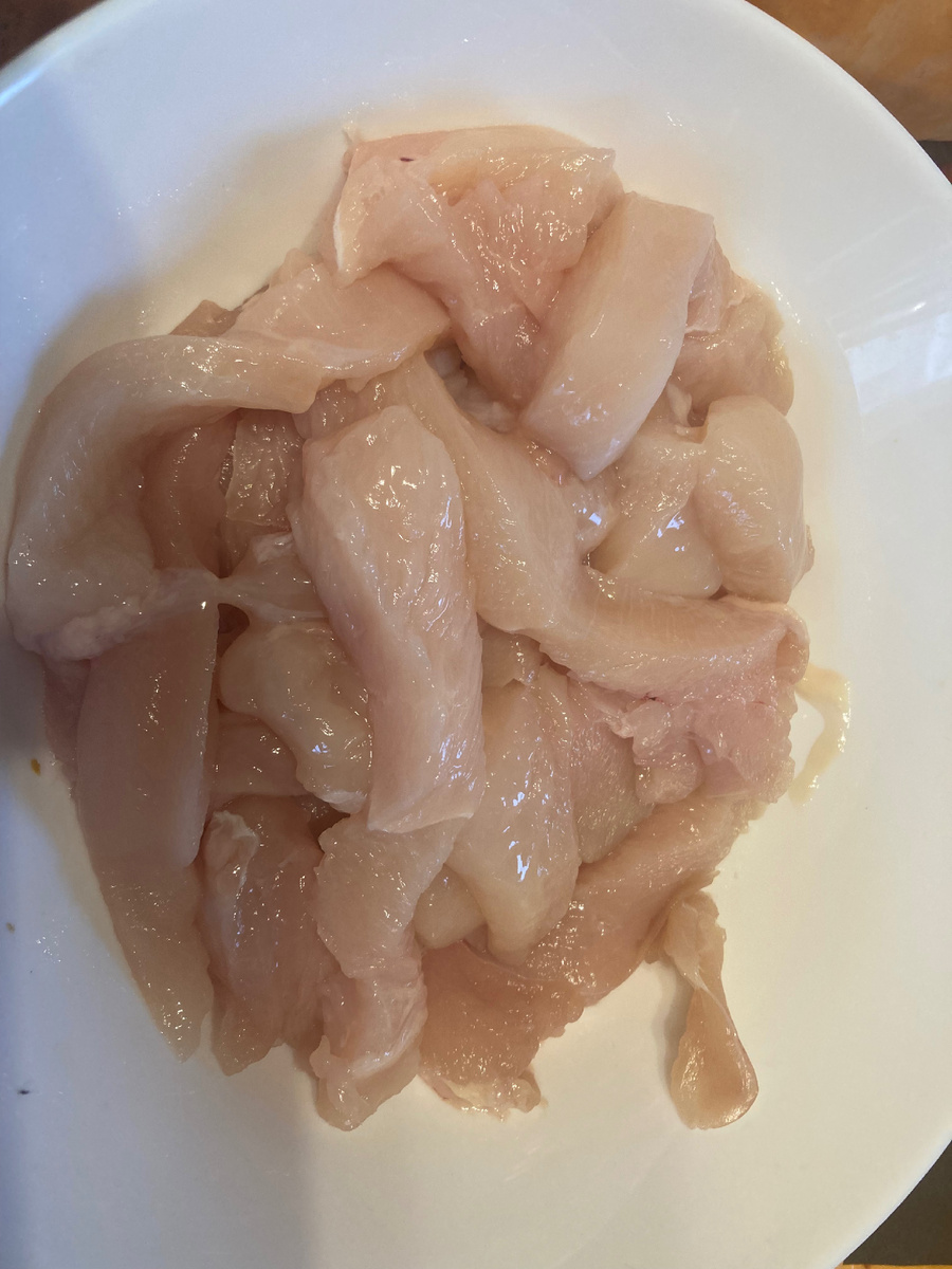 Как смогла - так и нарезала. Я художник, я так вижу