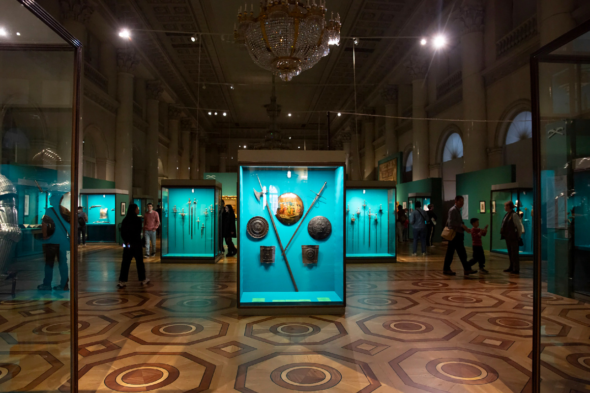 выставка в Николаевском зале