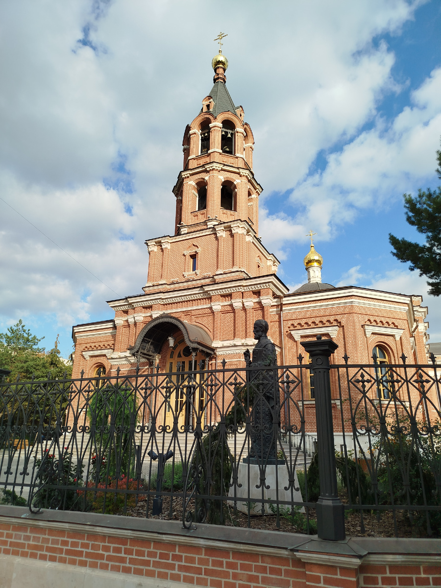 Храм Святителя Николая на Трех горах. Фото автора. 