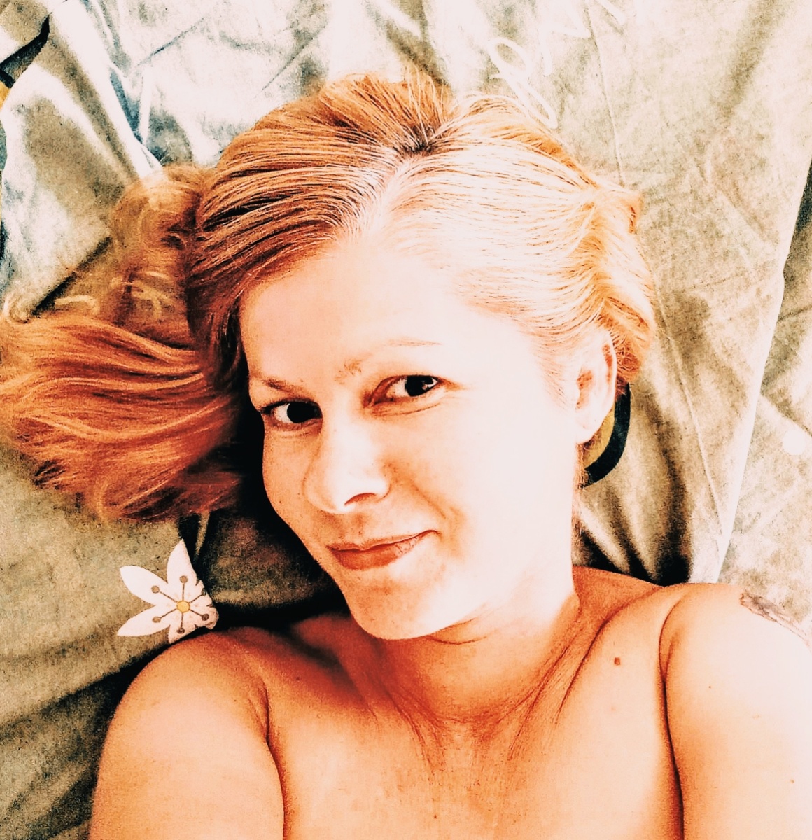 Если что, я одета