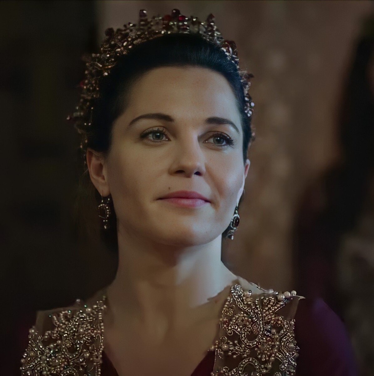 Валиде Хандан.