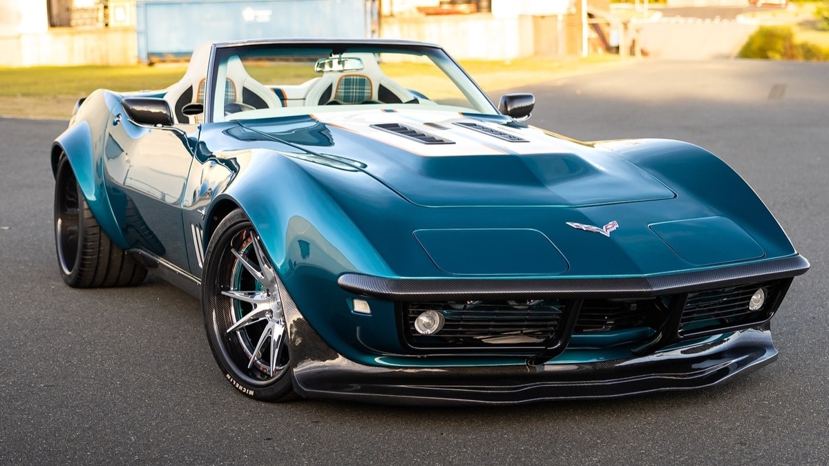 Chevrolet Corvette Stingray Restomod 1968 года