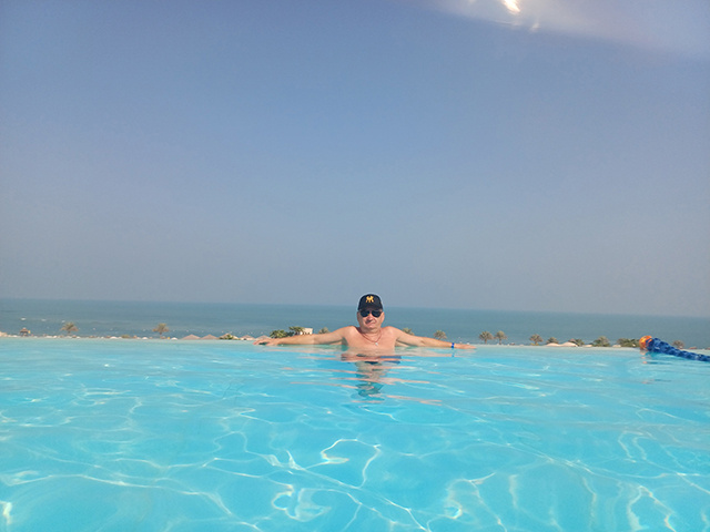 Эмираты глазами тверского козла. Часть 1. Почему здесь так скучно?